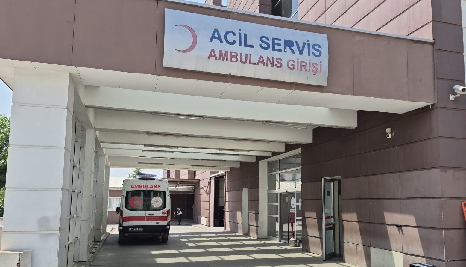 Adıyaman'da motosiklet ile otomobil çarpıştı: 1 yaralı