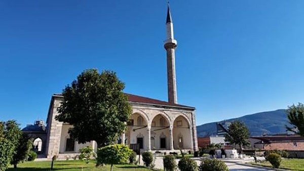 Osmanlı mirası Sultan Murat Camii 6 asırdır ayakta