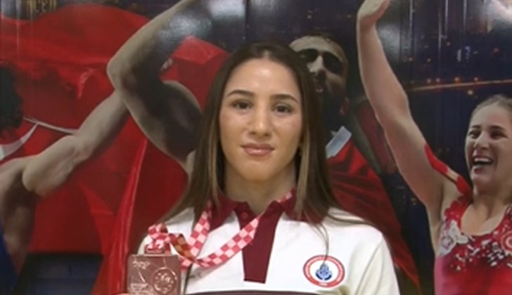 İtalya'da altın madalya Zeynep Yetgil Kamal'ın