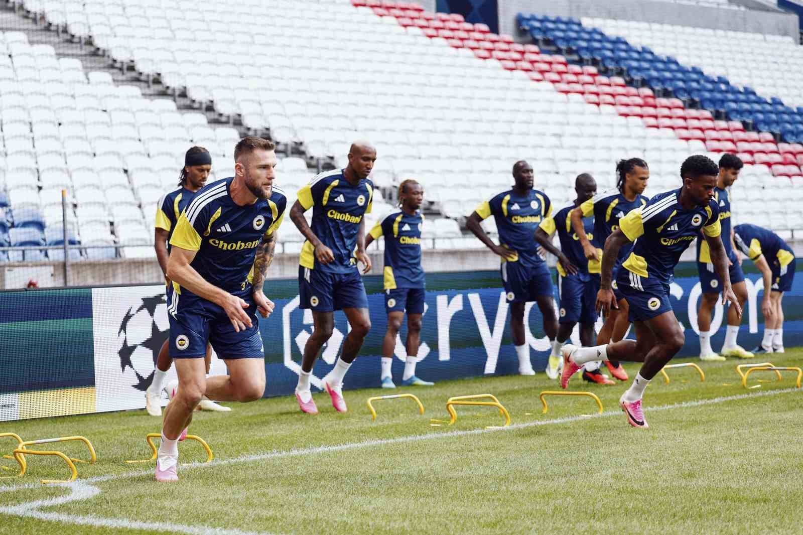Fenerbahçe, rövanş maçının hazırlıklarını tamamladı