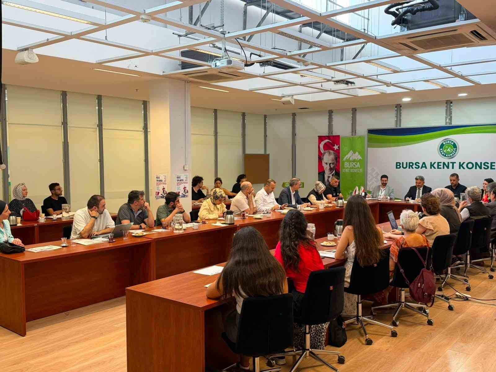 Başkan Orhan Samast: Projeleri merkeze alacağız