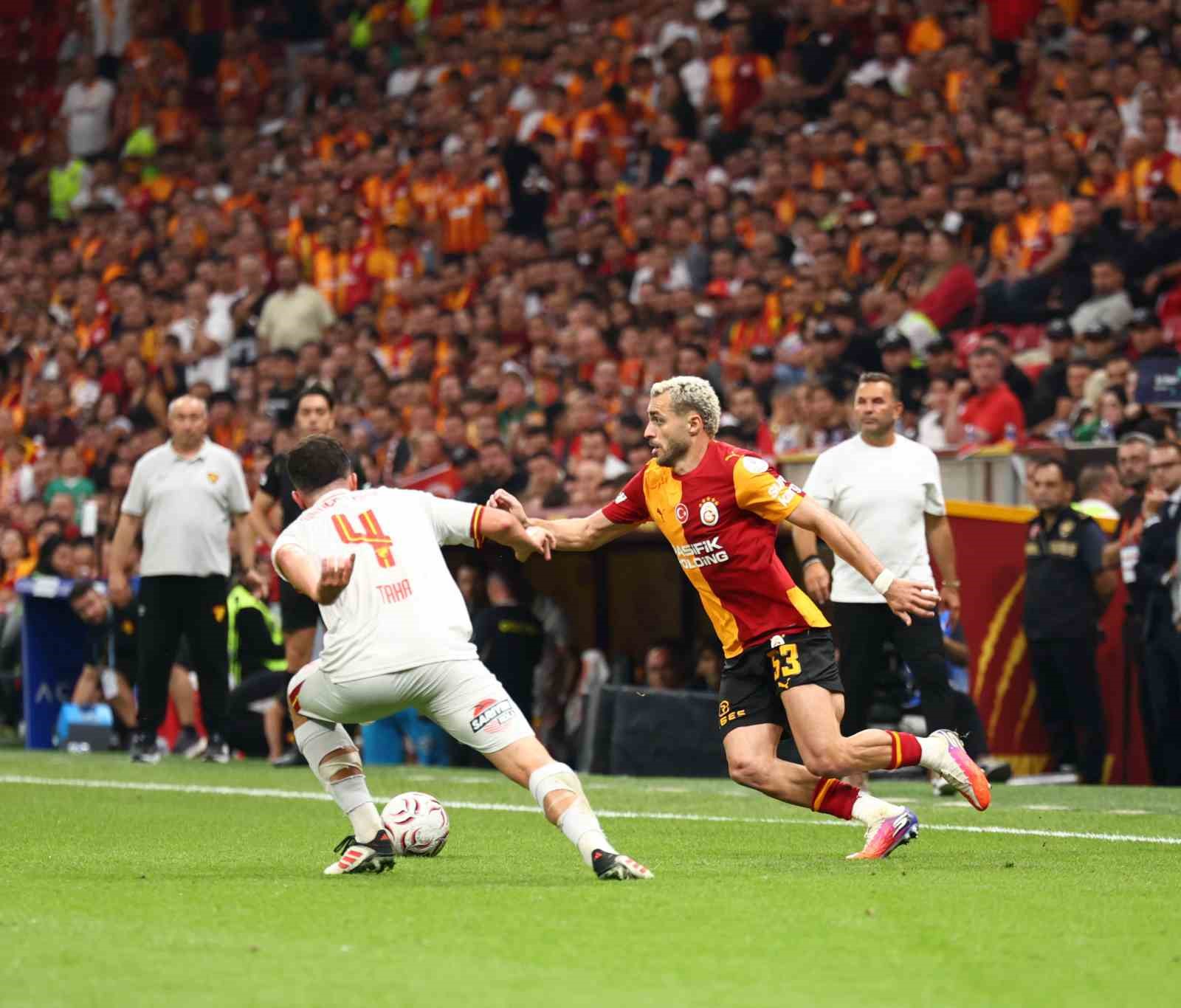 Galatasaray renkdaşına acımadı: 3-2