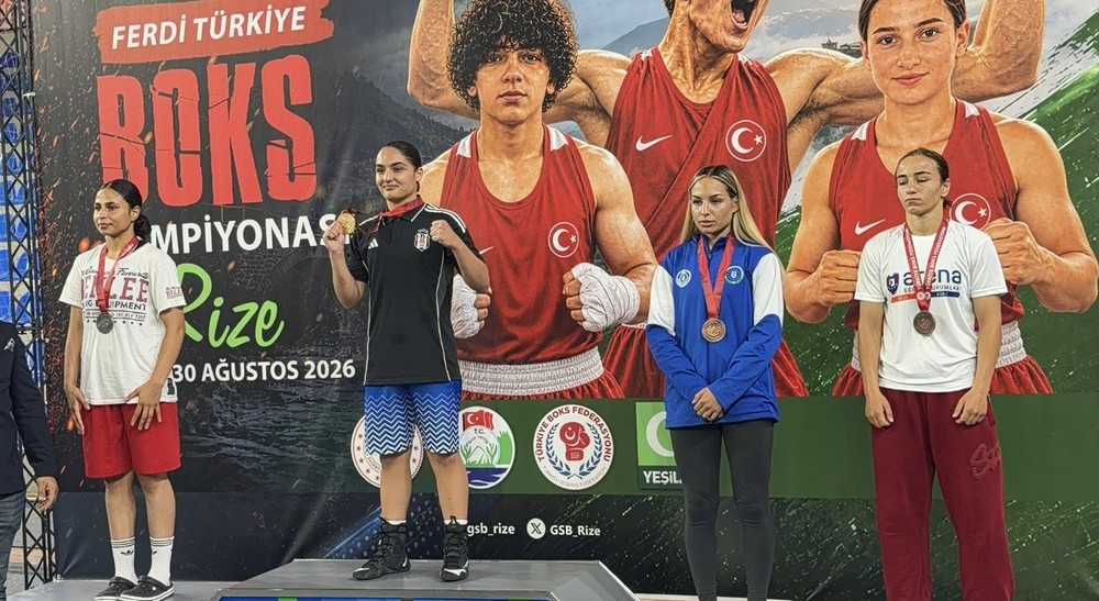Büyükşehir Belediyesporlu boksçulardan önemli başarı