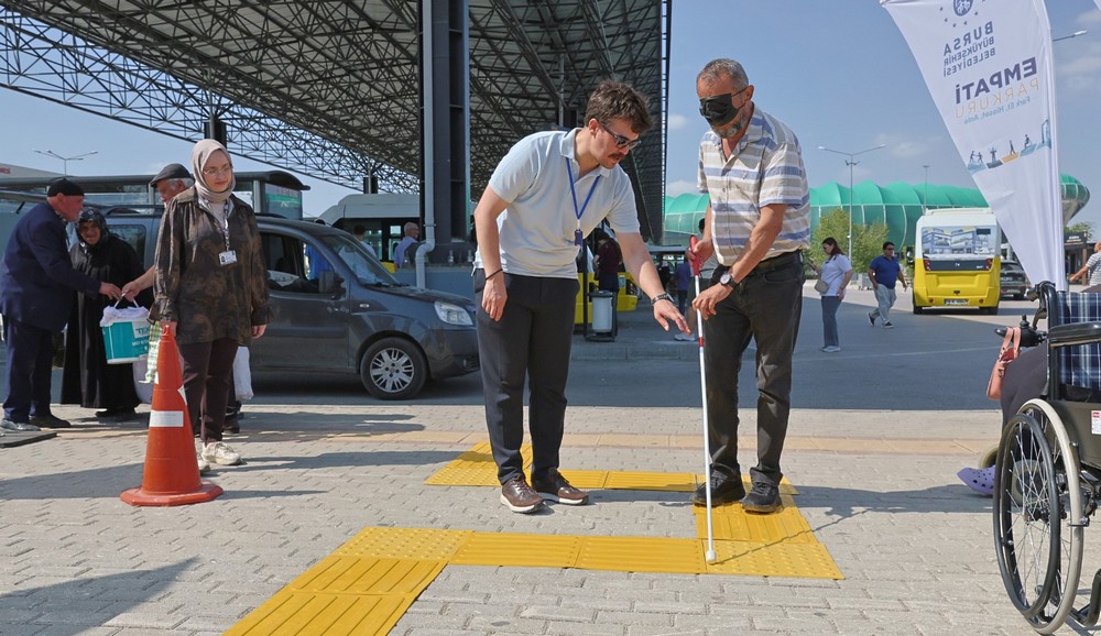 Büyükşehir'den farkındalık için empati parkuru