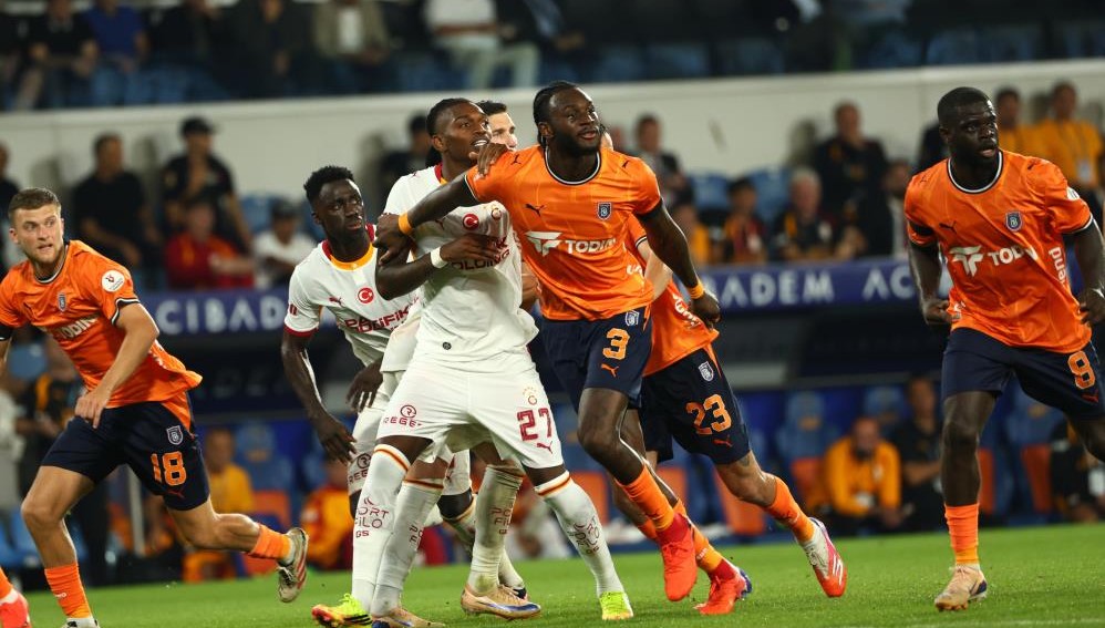 Galatasaray 90'da Başakşehir'i geçti: 2-3