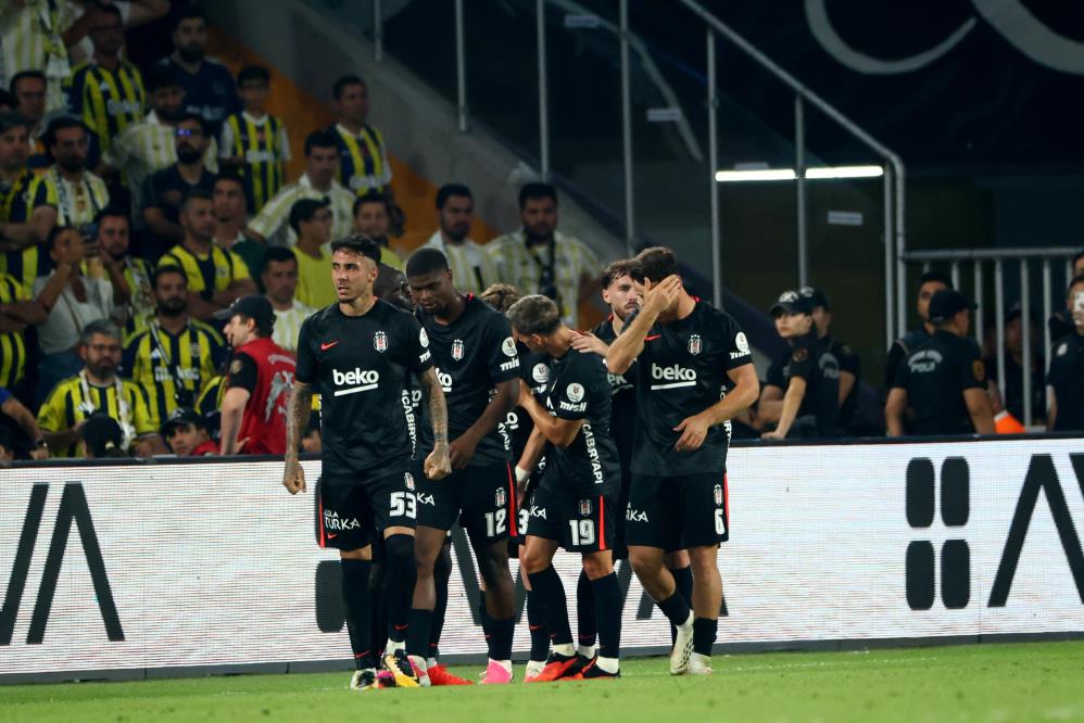 Derbide Kadıköy'de Kartal uçtu: 1-2