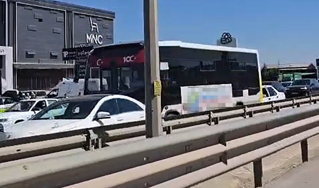 Zincirleme kazada 7 yaşındaki çocuk yaralandı