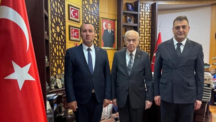 MHP Bursa’da bayrağı Mehmet Emin Özcanbaz devralıyor