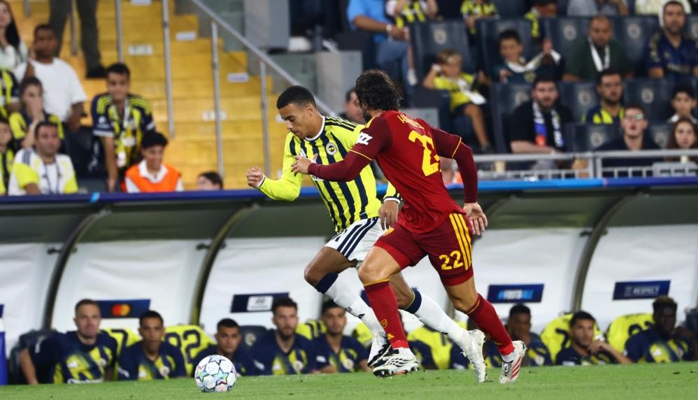 Fenerbahçe umutlarını ikinci yarıya bıraktı: 0-1