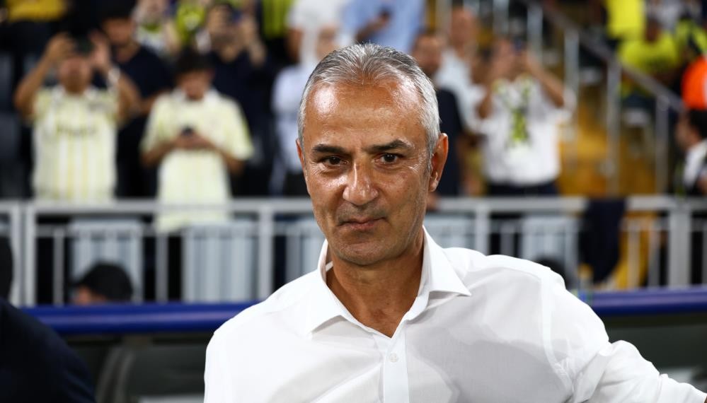 Fenerbahçe Teknik Direktörü İsmail Kartal, istifa etti