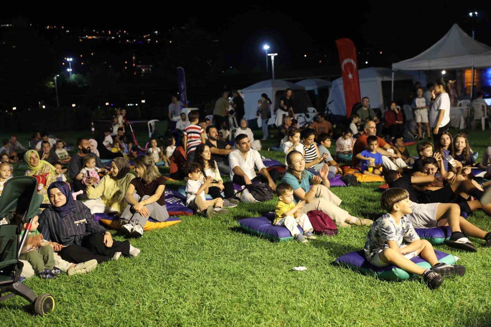 Hüdavendigar Kent Parkı’nda bilim dolu gece