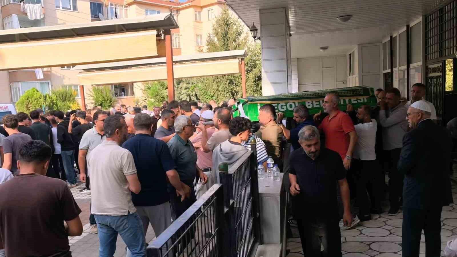 Hayatını kaybeden gençler son yolculuğuna uğurlandı