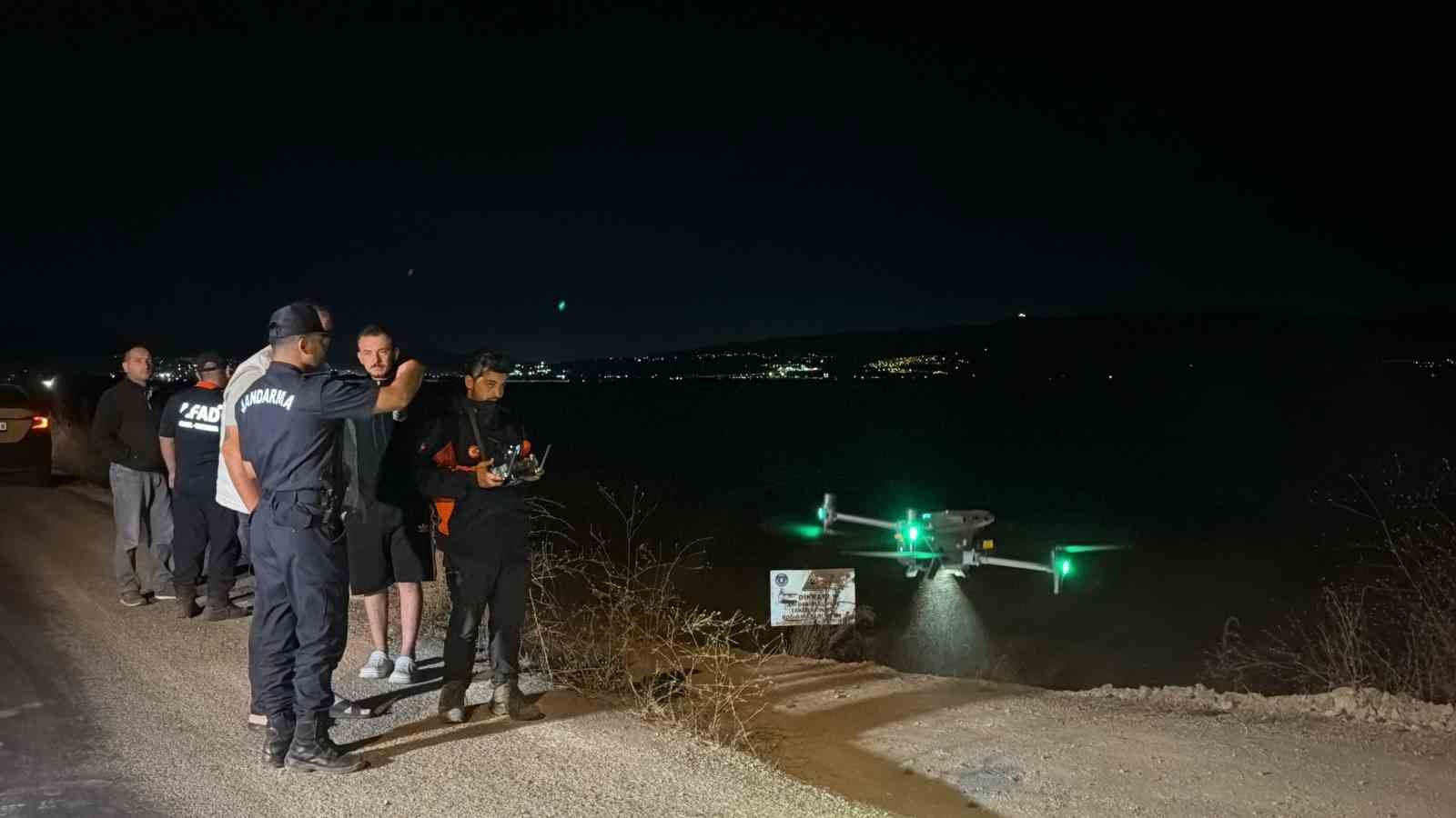 İznik’te kaybolan öğretmenden 12 saattir haber alınamıyor