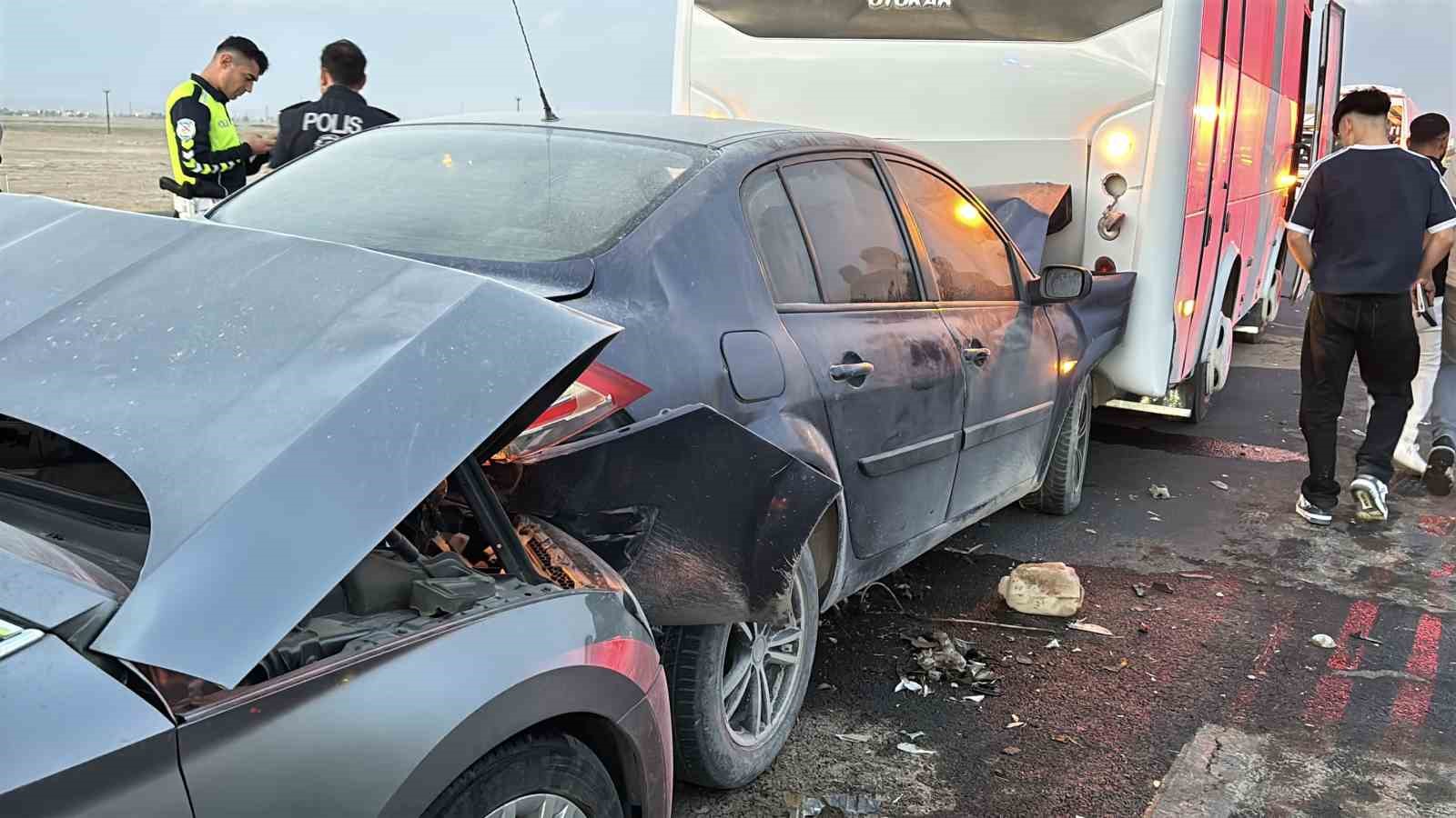 Kum fırtınası zincirleme kazaya neden oldu: 16 yaralı