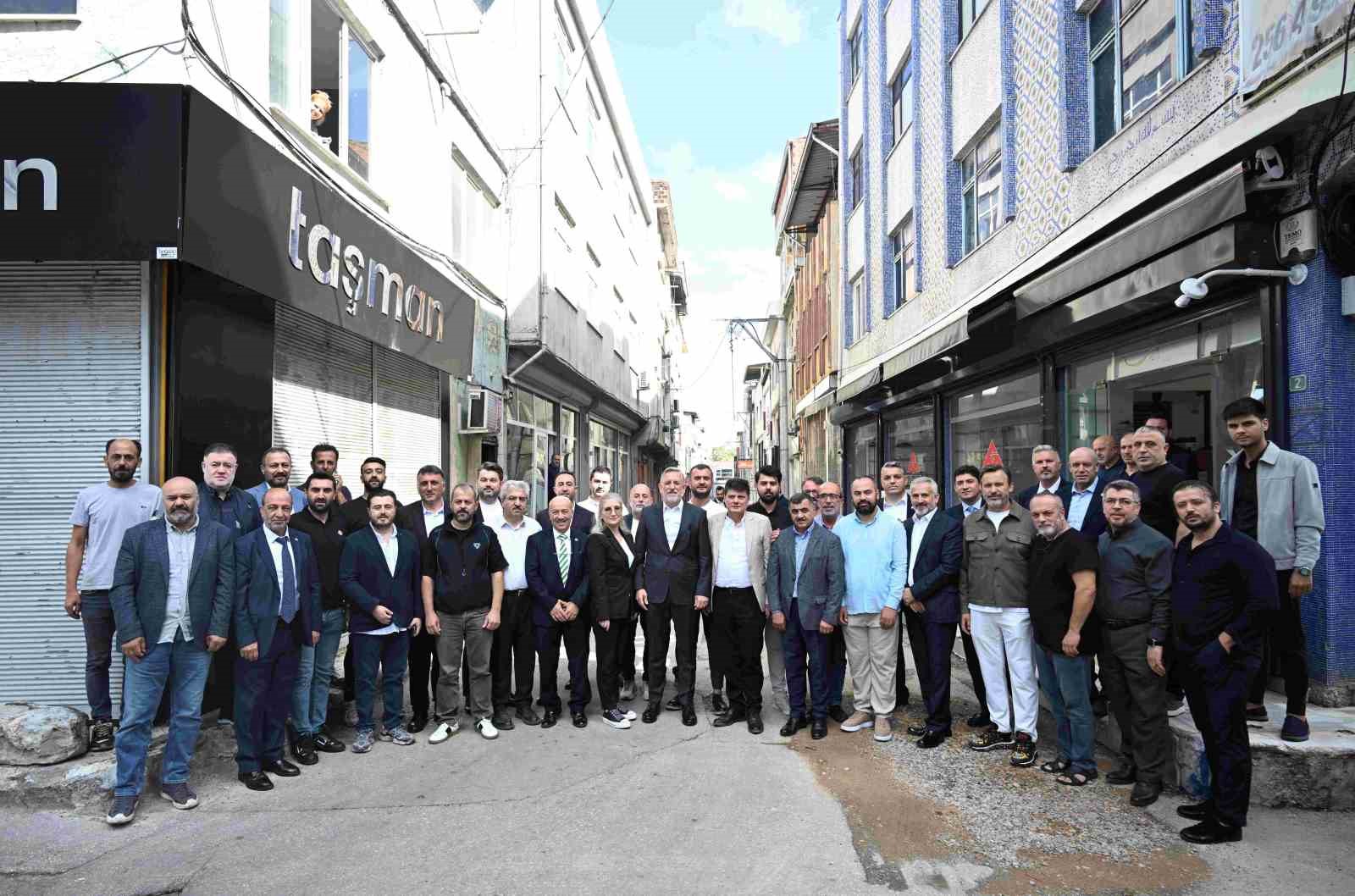 Başkan Burkay’dan ayakkabıcılara müjde