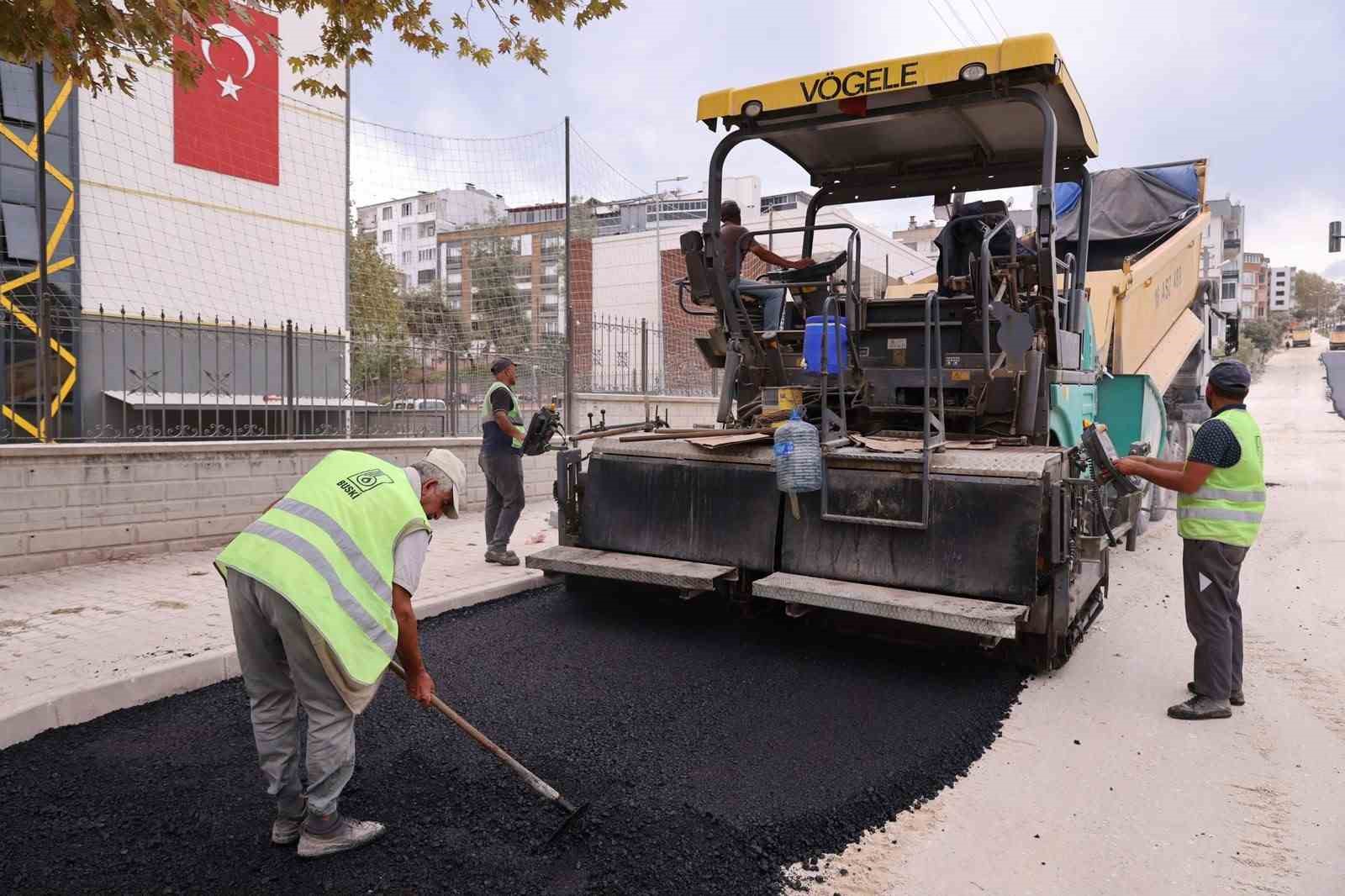 Mustafakemalpaşa’nın alt ve üstyapısı büyükşehir tarafından yenileniyor
