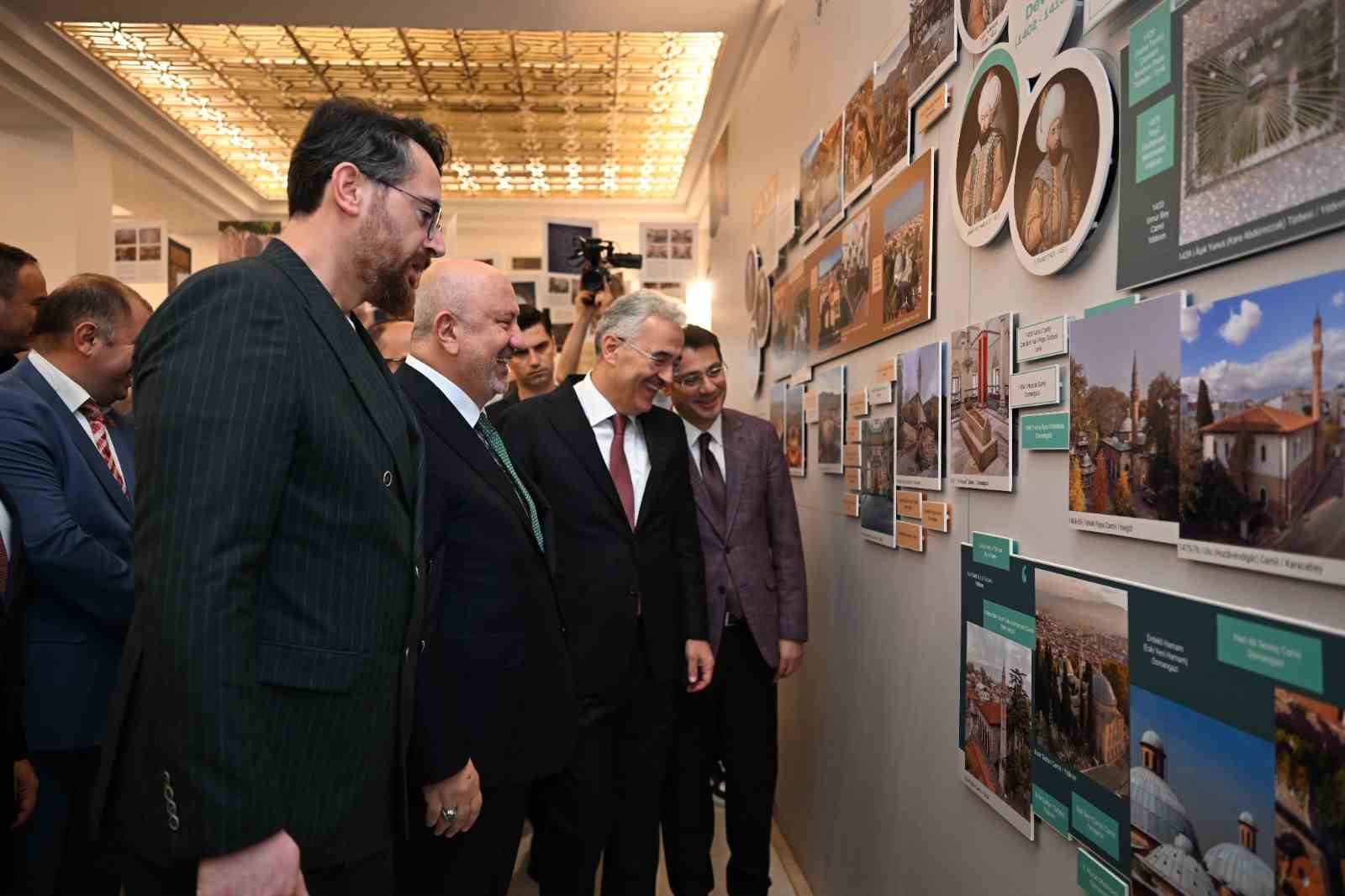 Bursa’nın vakıf mirası fotoğrafla kayıt altına alındı