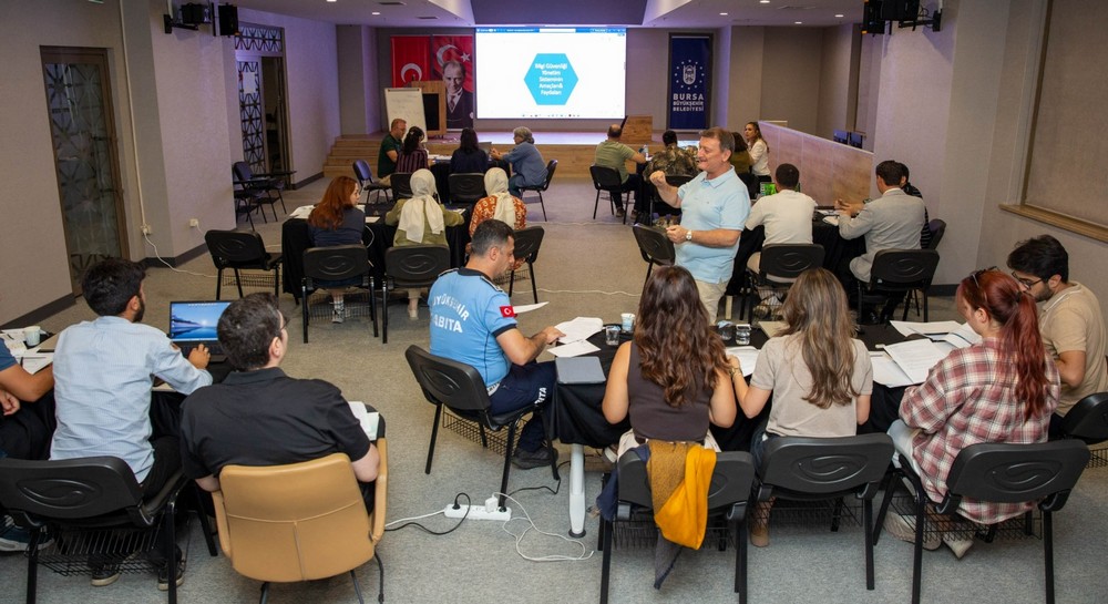 Büyükşehir’in dijital geleceği güvende