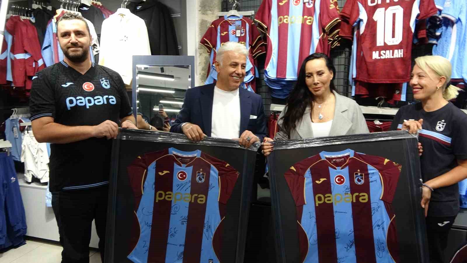Asena Trabzon’a geldi sözünü tuttu