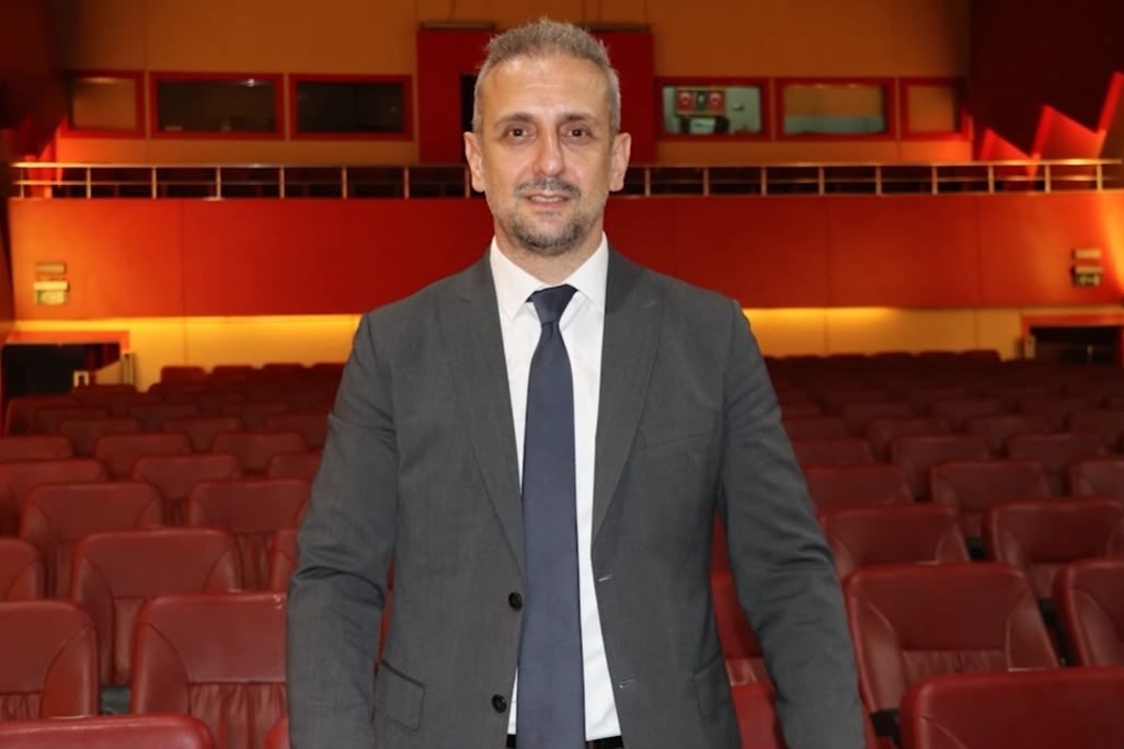Sezai Yılmaz, Ankara Devlet Tiyatrosu müdürü oldu