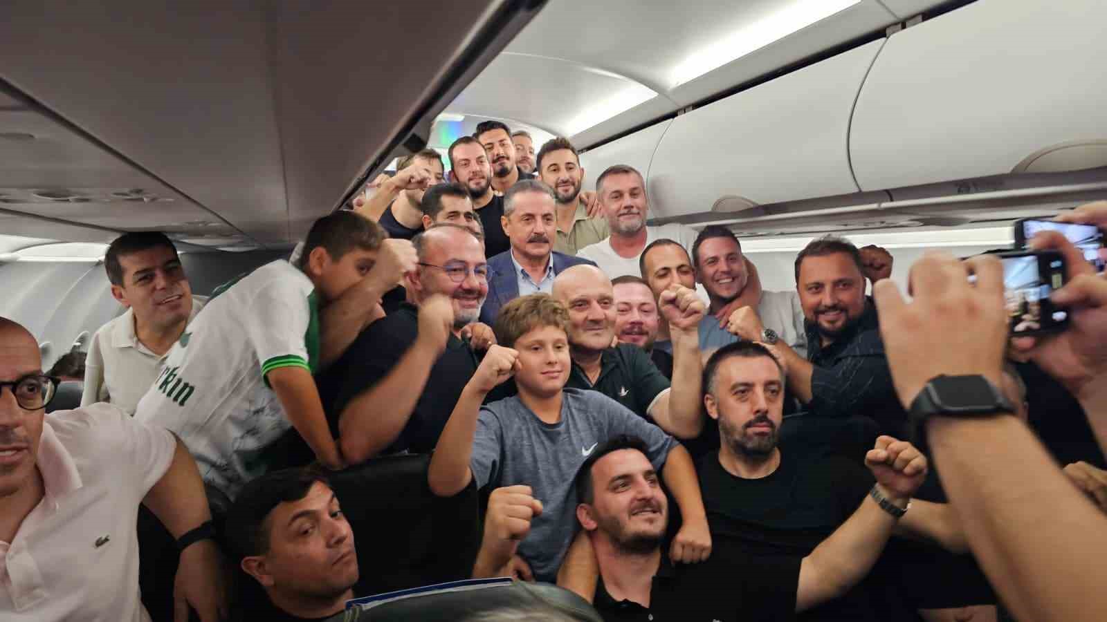 Bu takım için el birliği yapmak hepimizin görevi