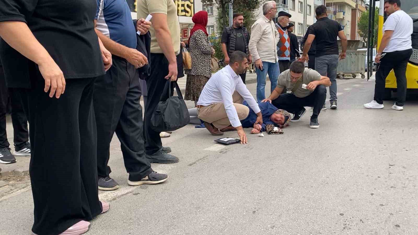 Otobüsün çarptığı yaşlı kadın ağır yaralandı