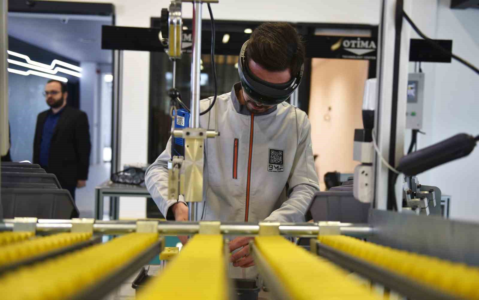 Bursa Model Fabrika’ya KOSGEB’den stratejik destek