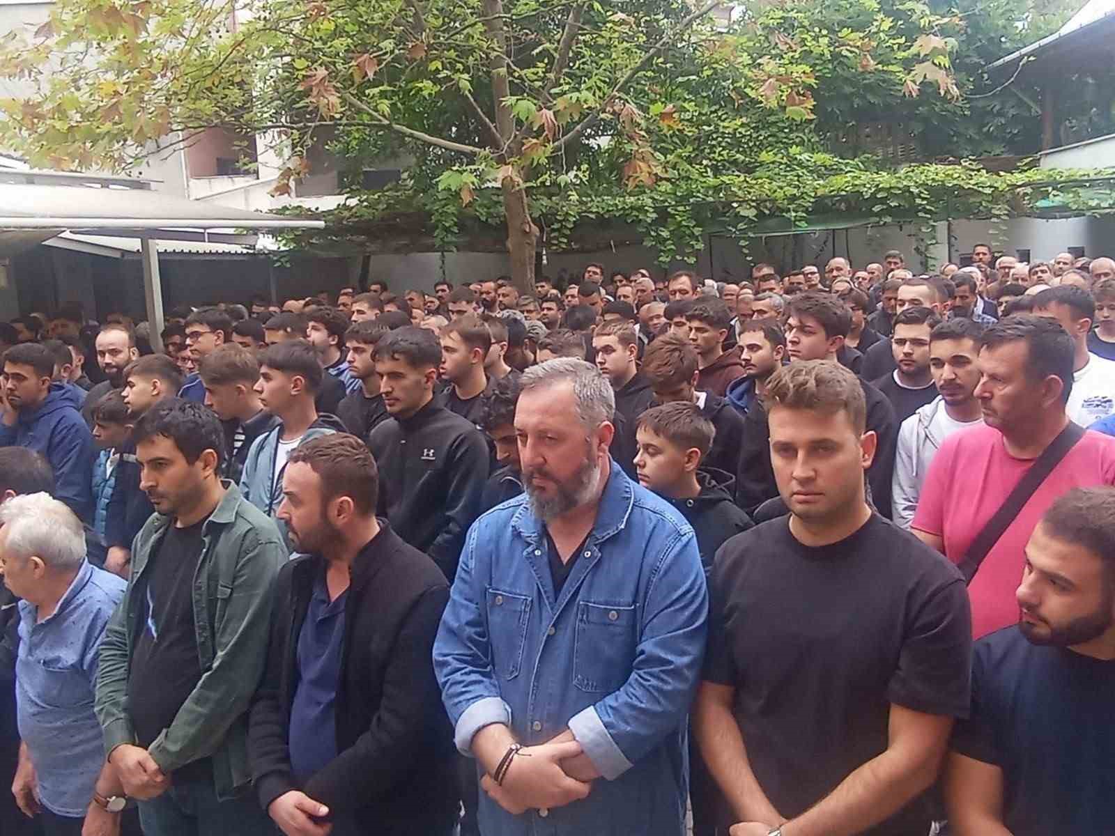 Kazada hayatını kaybeden genç son yolculuğuna uğurlandı
