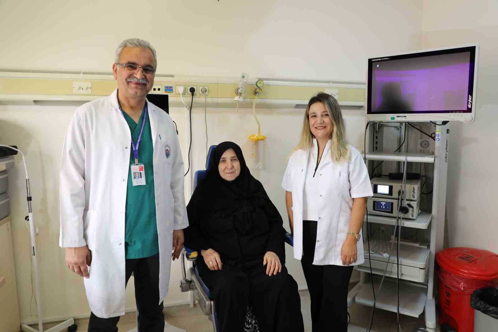 67 yaşında yeniden duymaya başladı