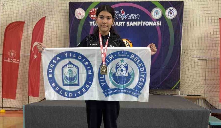 Erzincan'da dartta Yıldırım rüzgarı esti