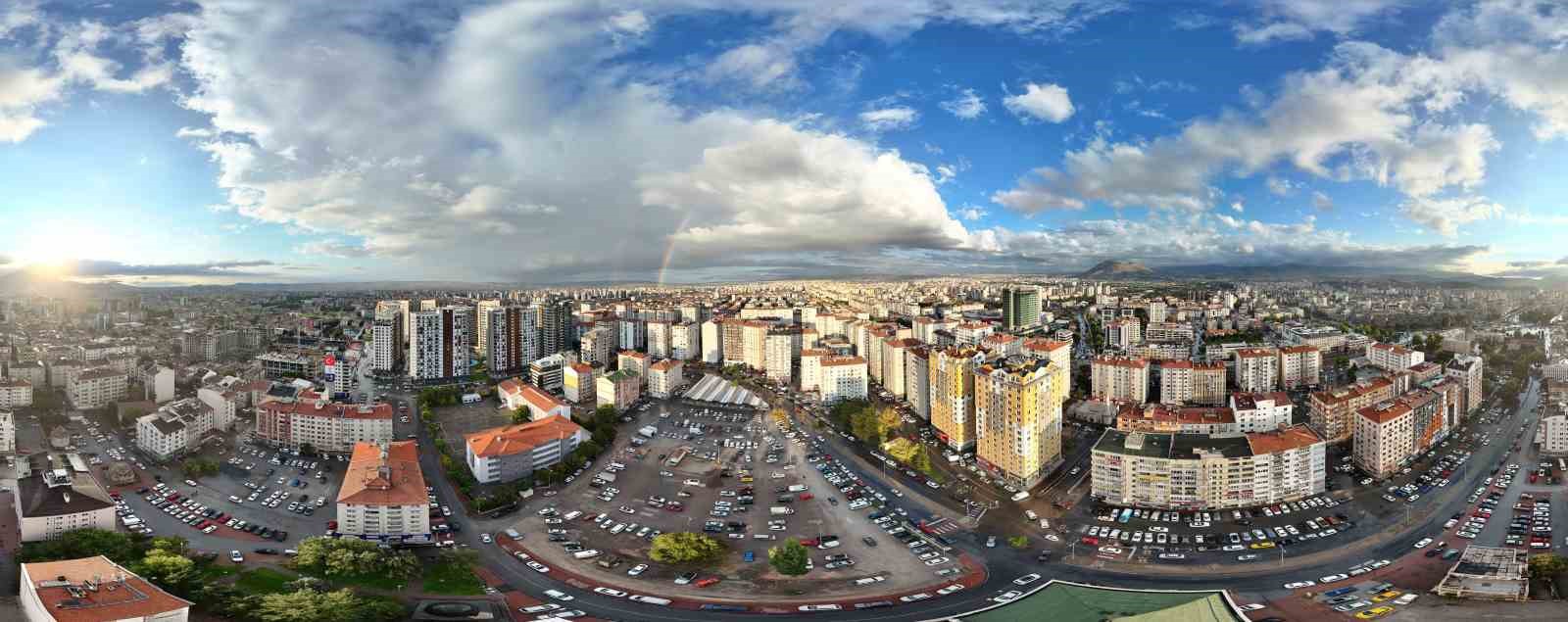 Kayseri semalarında gökkuşağı güzelliği