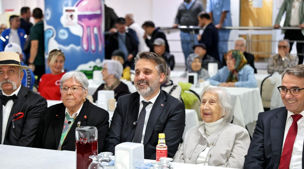 Başkan Vekili Biba, huzurevi sakinleriyle buluştu