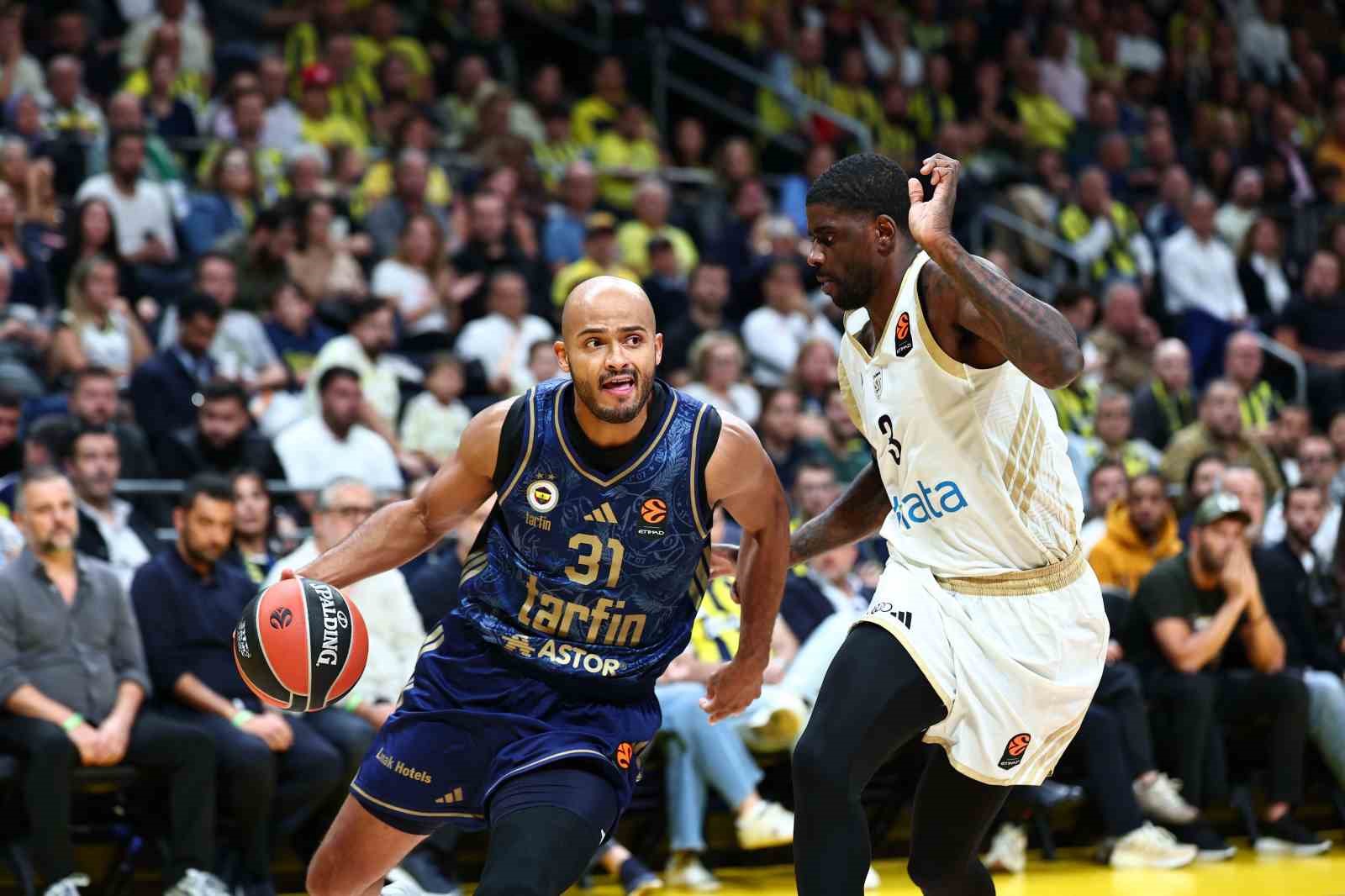 Fenerbahçe, Dubai Basketbol'u da geçti : 76-66