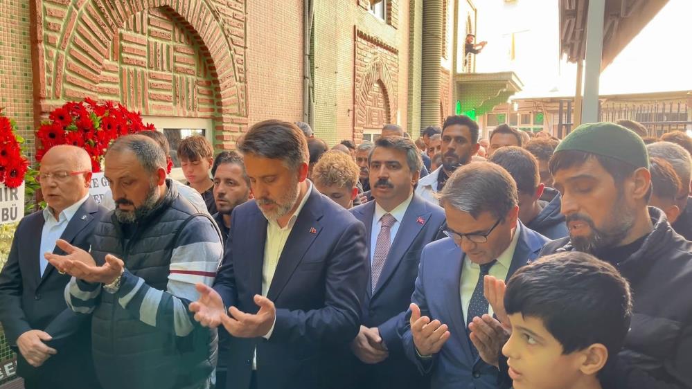 Yusuf Taha Turp gözyaşları içinde son yolculuğuna uğurlandı