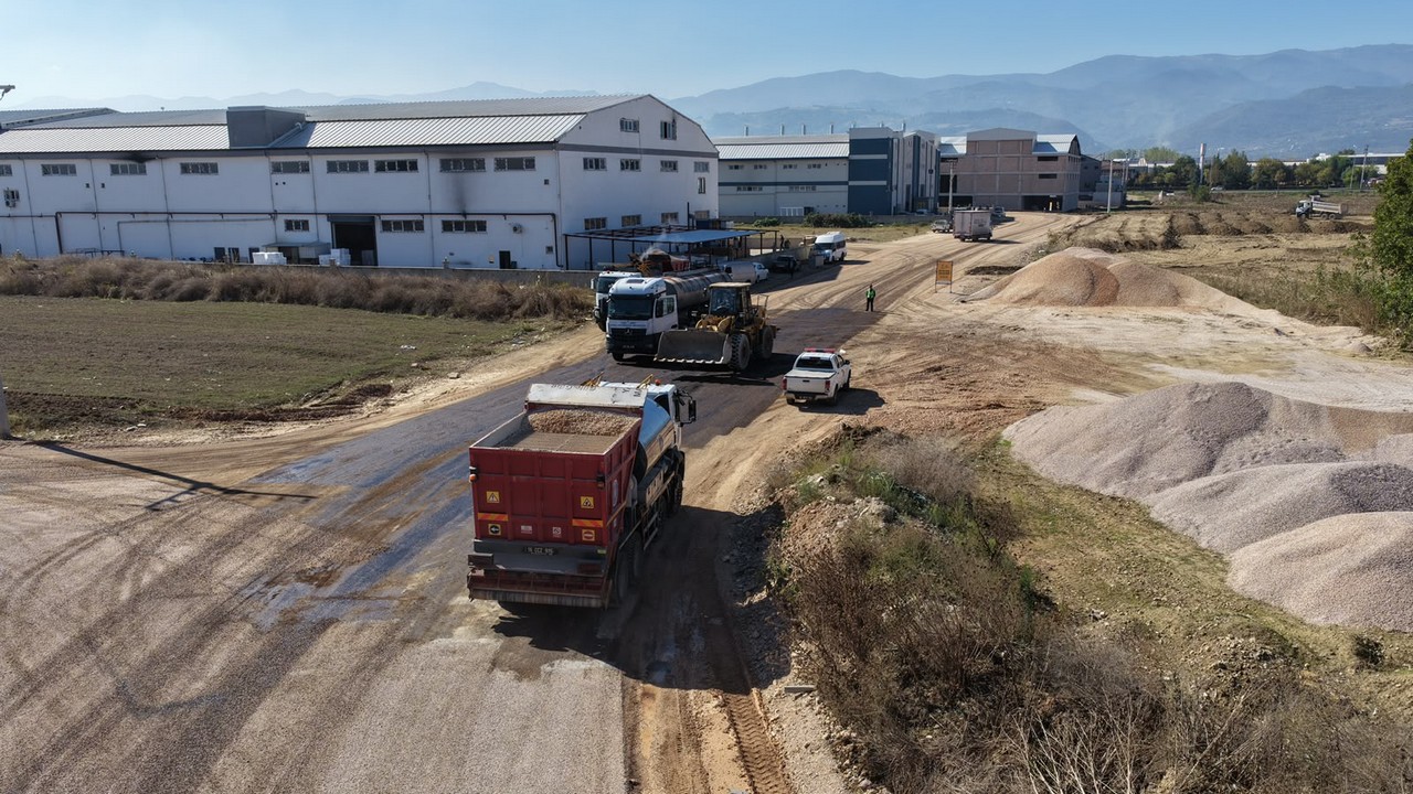 Büyükşehir’den İnegöl’e 7 kilometrelik yeni yol