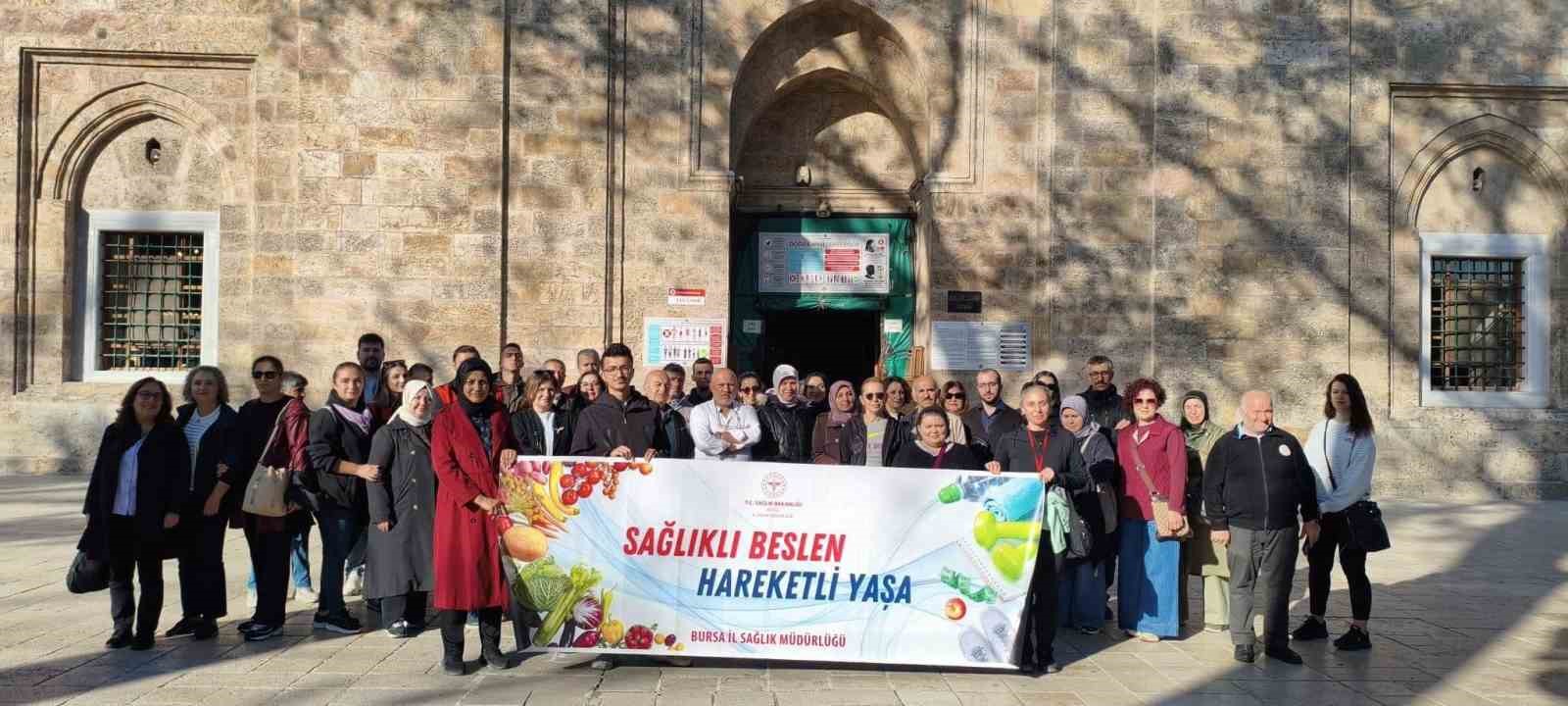 Bursa’da "Hareket Et, Sağlıklı Yaşa" Yürüyüşü