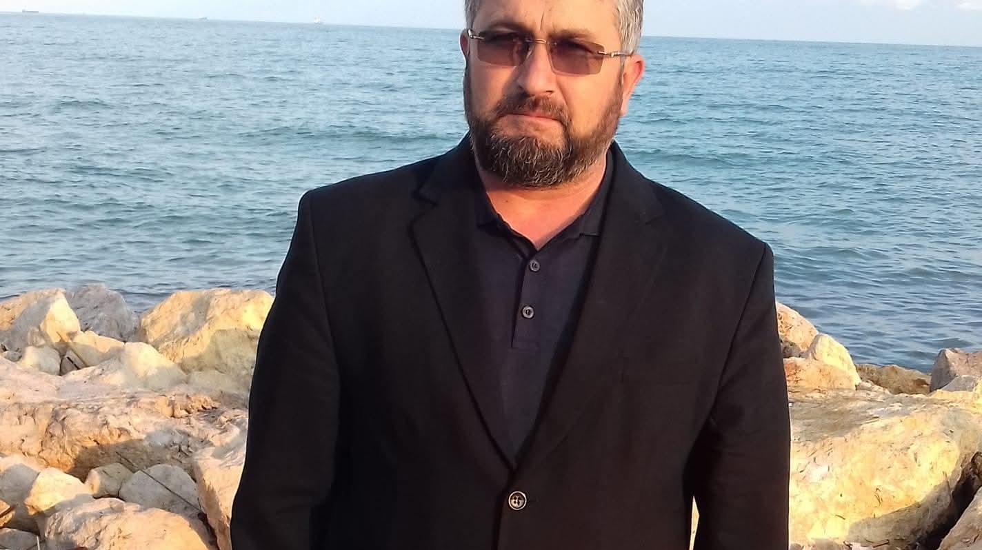 Tarsus'ta imam mezarlıkta ölü bulundu