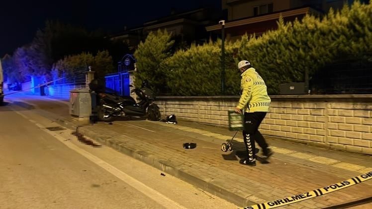 Trafoya çarpan motosiklet sürücüsü hayatını kaybetti