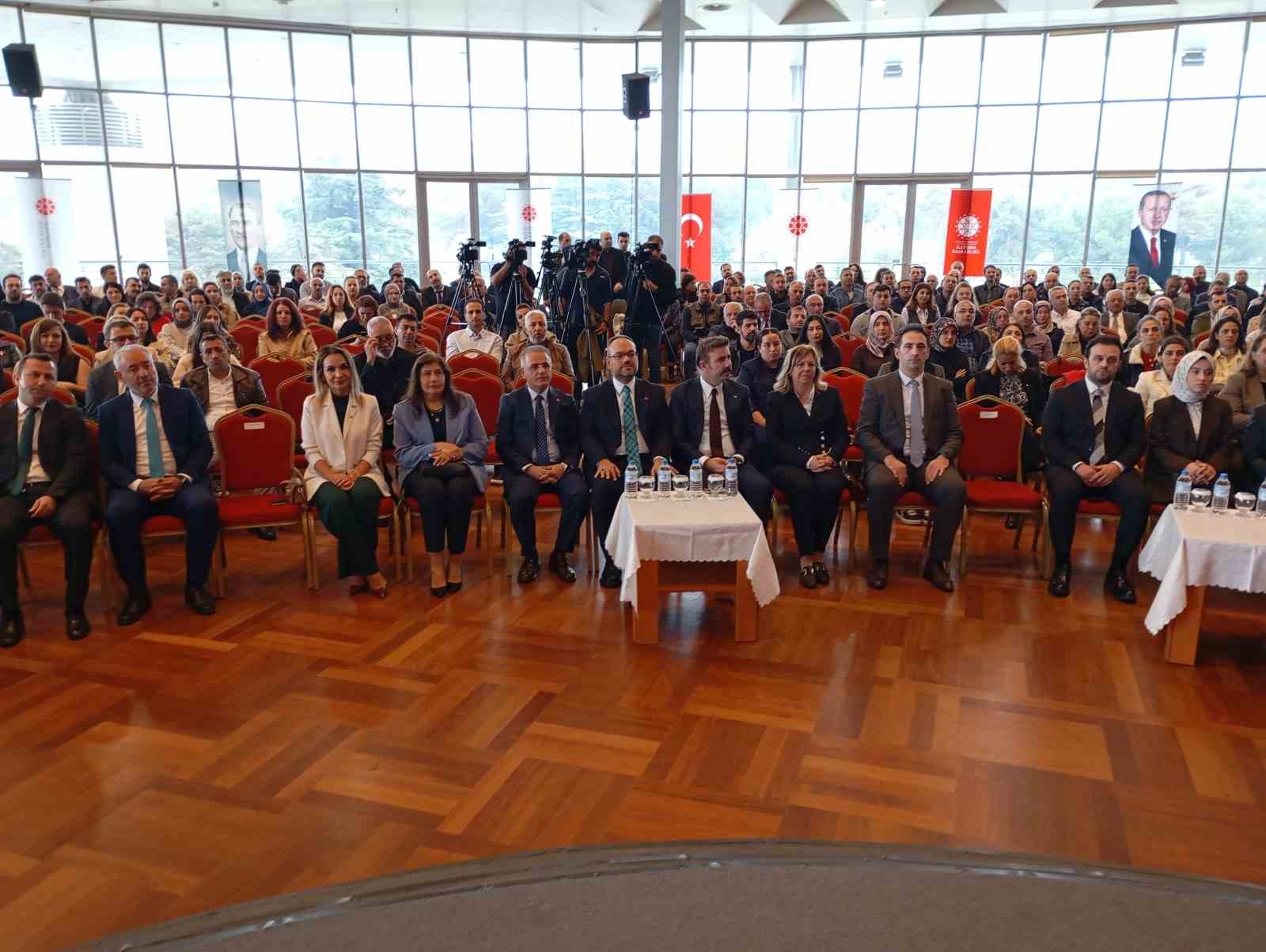 İletişimin hakikat üzerinden kurgulanması