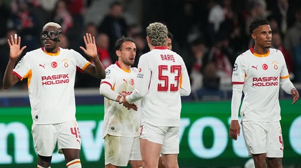 Galatasaray, ilk galibiyetini Fransa’da aldı