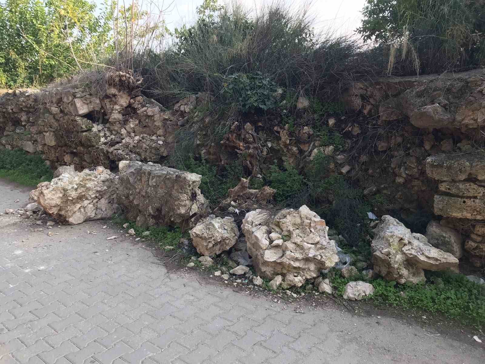 İznik’te 2 bin yıllık su kemeri çökmeye başladı