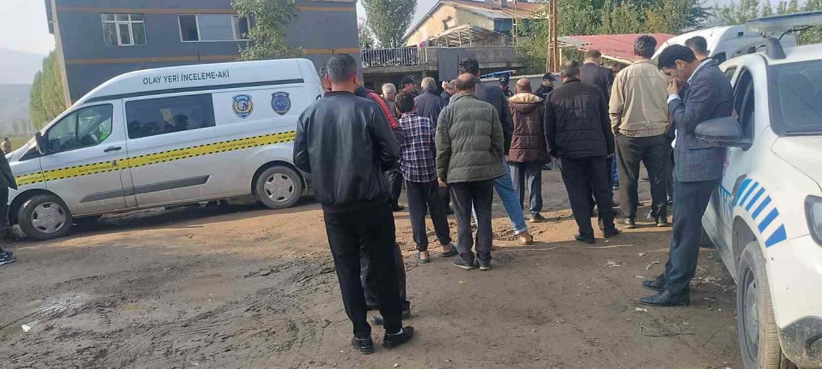 Hasköy’de toprak kavgası kanlı bitti: 1 ölü, 4 yaralı