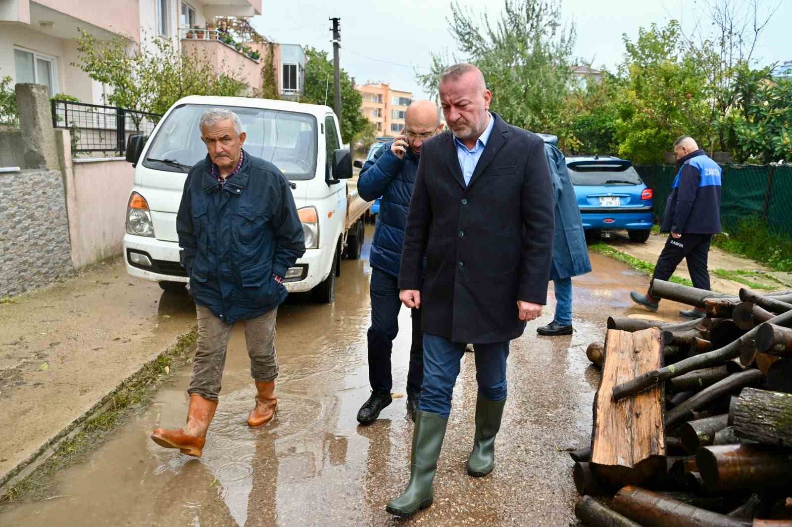 Karacabey’de tüm ekipler seferber oldu