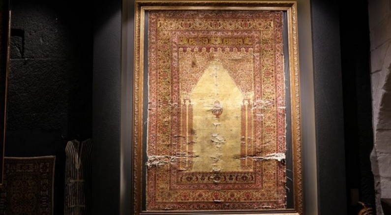 300 yıllık ipek halı Kapadokya'da sergileniyor