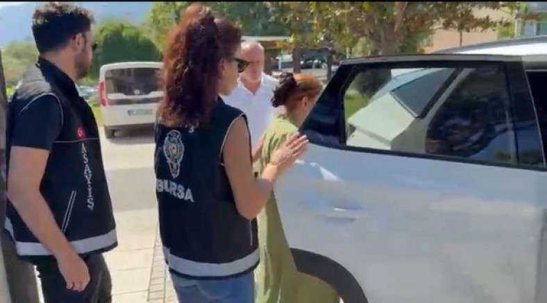 33 yıl hapis cezasıyla aranan kadın hırsız yakalandı