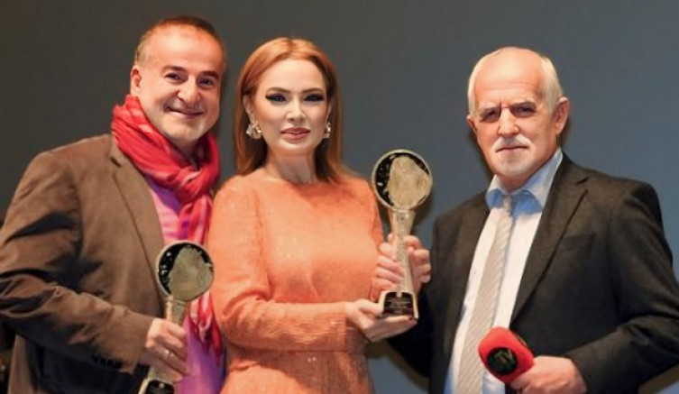 60 yıllık usta gazeteciye ödül
