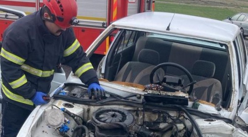Acıgöl ’de iki otomobil çarpıştı: 1 ölü, 2 yaralı