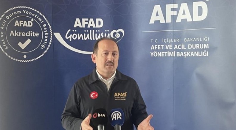 AFAD gönüllüleri, armalarını aldı