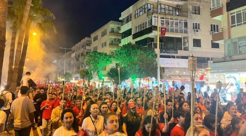 Alanya'da fener alayı