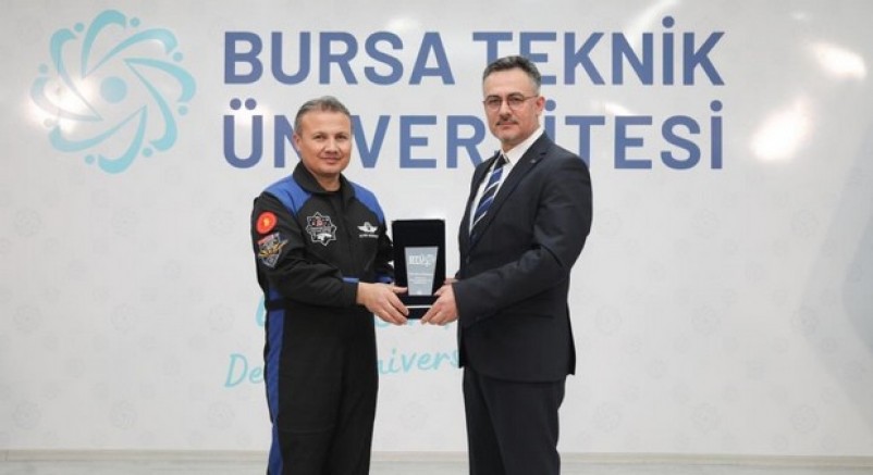 Alper Gezeravcı BTÜ öğrencileriyle buluştu
